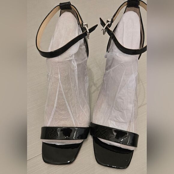 VINCE CAMUTO Enella Ankle Strap Sandal SZ 8.5 - Picture 1 of 4